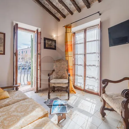 La Scaletta Appartement *